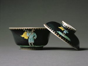 シュガーボウルとカバー、乾隆期（1736-95）c.1740（磁器）（314530も参照）