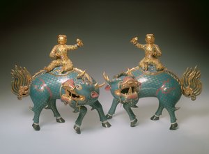 乾隆期の乾林のペア（1736-95）（七宝と金箔を施したエナメルのシャンプー）（詳細は272143を参照）