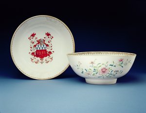 ヨンジュン時代（1723-35）（磁器）ジョイネスの腕を持つファミールローズエナメルで装飾された鉢