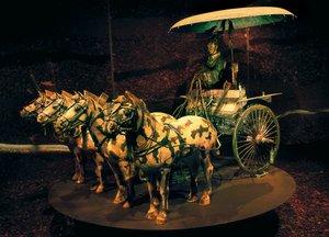 クアドリガ、秦時代、前221-206年（ブロンズ彫刻 作： Chinese School