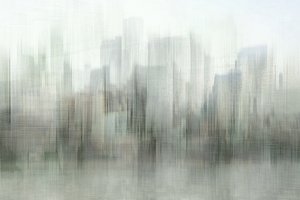 霧に包まれた街のスカイライン 作： Christina Sillen