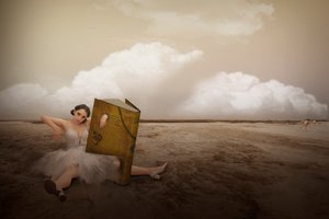  作： Christine von Diepenbroek