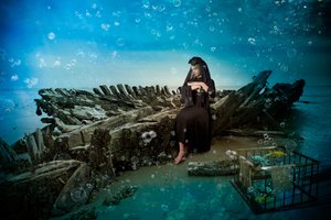 水中の難破船ファンタジー 作： Christine von Diepenbroek