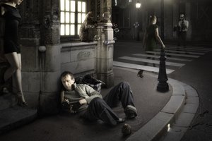 都会の夜の孤独 作： Christophe Kiciak