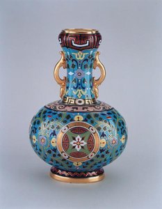 七宝を模したダミーベース ミントン社 1870年頃（磁器） 作： Christopher Dresser