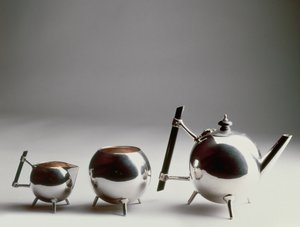 Elkington＆Company製ティーセット、c.1925（電気メッキ） 作： Christopher Dresser