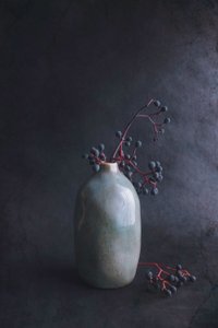  作： 