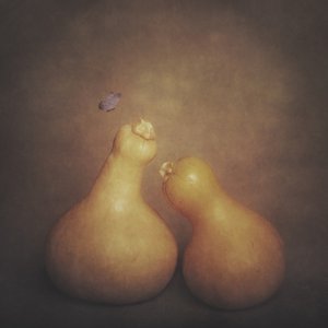  作： 
