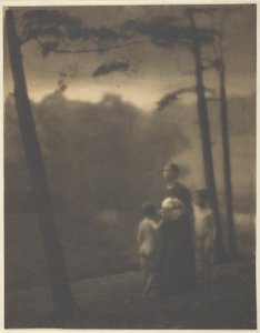 夕方—母と男の子 作： Clarence H. White