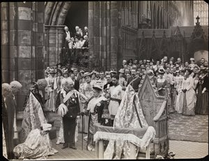 映画「Sixty Years a Queen」のスチール写真（1914年頃）（モノクロ写真