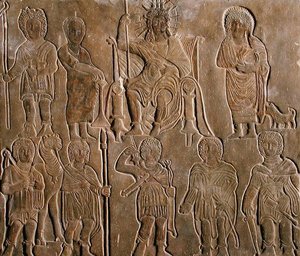 エジプトの遊牧民から敬意を表する神聖ローマ皇帝を描いたレリーフ 作： Coptic