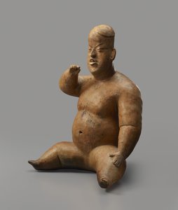 着席フィギュア（スリップ付き陶器） 作： Culture Olmec