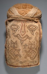 埋葬束またはミイラマスクの偽の頭、紀元前200〜100年（綿および顔料） 作： Culture Paracas