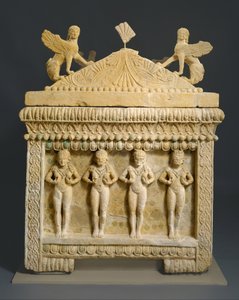 石灰岩の石棺：Amathusの石棺、紀元前460年頃（硬い石灰岩） 作： Cypriot