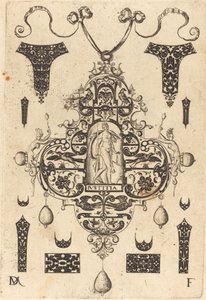中央に立つ正義の大ペンダント 作： Daniel Mignot