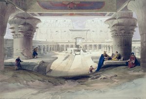 上エジプトのエドフ神殿のポルティコの下からの眺め、ルイ・ハゲ（1806-85）パブによって刻まれたエジプトとヌビアのボリュームIからのプレート32。 1846