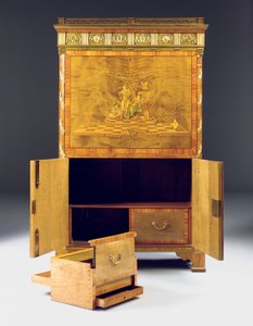 新古典主義の秘書、1775年頃（オルモルに取り付けられたシカモア、イチイ、ステンドグラスのチューリップウッド、寄木細工）491918-19も参照） 作： David Roentgen