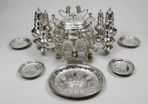 Kirkleathamのセンターピース 作： David and Tanqueray Anne  Willaume