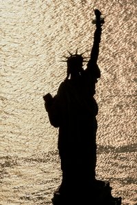 自由の女神、別名「世界を照らす自由の女神」、ニューヨーク、アメリカ
