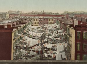 月曜日の洗濯、ニューヨーク、c.1900 作： Detroit Photographic Co.