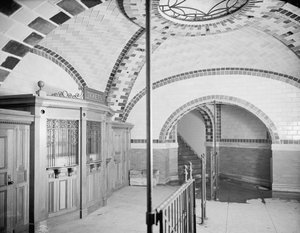 1904年頃、ニューヨークの地下鉄駅「シティ・ホール」の切符売り場（モノクロ写真