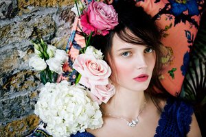 ビューティー・フラワーズ、2017年（写真） 作： ダイアナ・ゴメス
