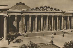 オールドモンタギューハウスの跡地にある大英博物館の列柱正面、c1935。