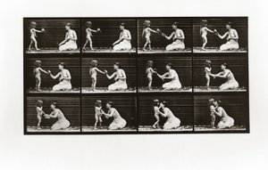 女性に花束をもたらす子供、動物の移動からのプレート465、1887 作： Eadweard Muybridge