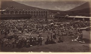 プラザと総督の宮殿 - アンティグア デ グアテマラ 作： Eadweard Muybridge
