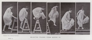 動きのある人間像シリーズ70からの選択段階（モノクロ写真 作： Eadweard Muybridge