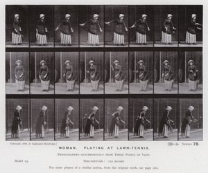 動きのある人間像ローンテニスで遊ぶ女性（モノクロ写真 作： Eadweard Muybridge