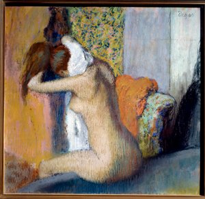 風呂の後、首を拭く女 エドガー・ドガ（1834-1917）のパステル画 1898年 Dim.0,65x0,62 m Paris, musee d