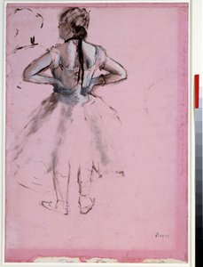 後ろから見た踊り子、腰に手を当てている ピンクの紙に描かれたエッセンス エドガー・ドガ（1834-1917）作 1873年 Dim.0.39 x 0.27 cm パリ、ルーヴル美術館 作： Edgar Degas