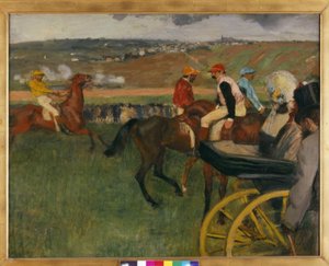 競馬場。車の近くのアマチュア騎手 作： Edgar Degas