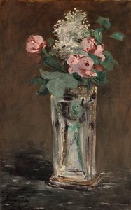 クリスタルの花瓶の花
