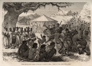 探検隊のバンドはファティコ村（中央アフリカ共和国）の女性や子供たちを魅了し、情熱的なダンスの喪失を引き起こします。これは、E.Riouが描いた、中央アフリカでの探検隊の鎮圧のための絵の後に刻まれたものです。
