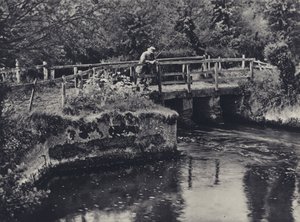 ナダー川のバーカムにて（モノクロ写真） 作： Edward Alfred Barton