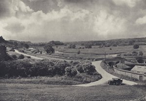チルボルトン・ダウンからのテスト・バレー（モノクロ写真） 作： Edward Alfred Barton