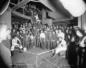 ゴングを待っているUSSオレゴン、1896-1901 作： Edward H. Hart