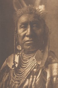 フィッシュ ショー - アプサロケ、1908 年。 作： Edward Sheriff Curtis