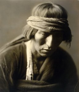 ハストビガ、ナバホの薬師 作： Edward Sheriff Curtis