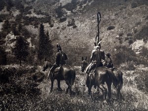 ブラックキャニオン、アメリカ合衆国のアプサロケ族のアメリカ先住民 作： Edward Sheriff Curtis