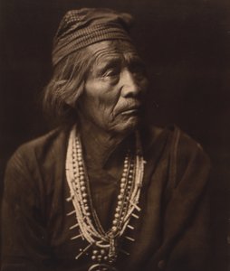 ネスジャジャ・ハタリ - ナバホ1904（写真） 作： Edward Sheriff Curtis