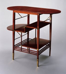 サイドテーブル、1872年頃（ウォールナット＆真鍮）