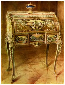 Escritoire a toilette、French、Victoria and Albert Museum、London、1911-1912。