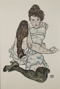 1917年、脚を伸ばした着席女性 作： Egon Schiele