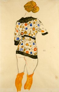 柄のブラウスに立っている女性 作： Egon Schiele