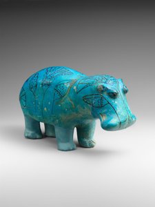 立っているカバ、紀元前1900年頃（ファイアンス）