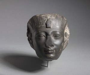 ハトシェプスト女王の頭、紀元前1479年から1457年頃 作： Egyptian 18th Dynasty