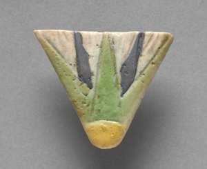 Lotus Blossom Necklace Terminal、c.1391-1337 BC 作： Egyptian 18th Dynasty